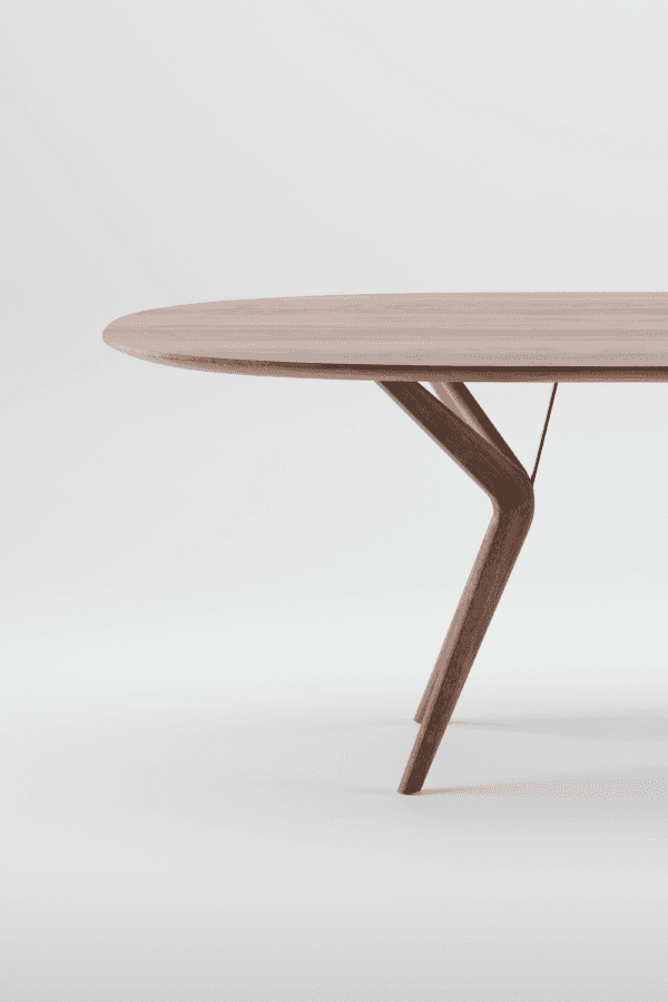 Lakri oval table - Regular Company