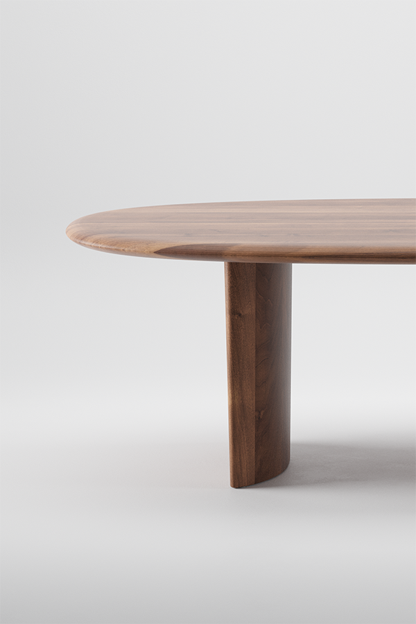Monument oval table - Regular Company